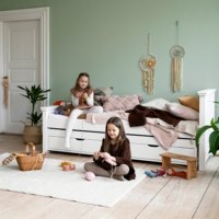 Kinder slaapkamer met multi functioneel bed