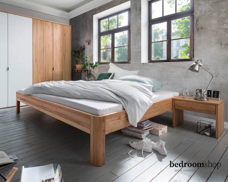 Super kingsize XXL bed (kernbeuken)