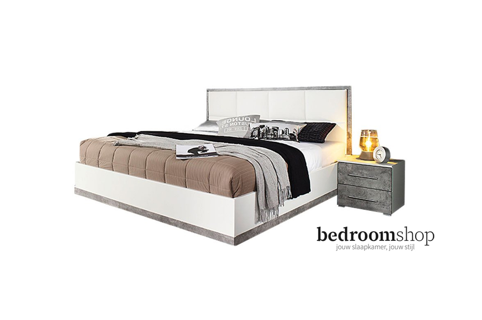 tweepersoonsbed 180x200