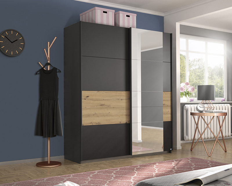 Zweefdeurkast Sevilla