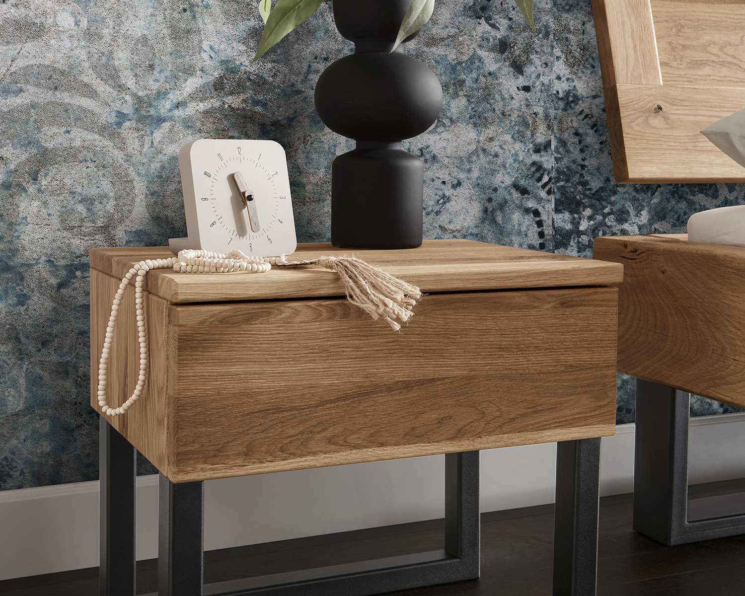 Staand nachtkastje eiken hout