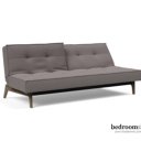 Grijze bedbank met donkere poten