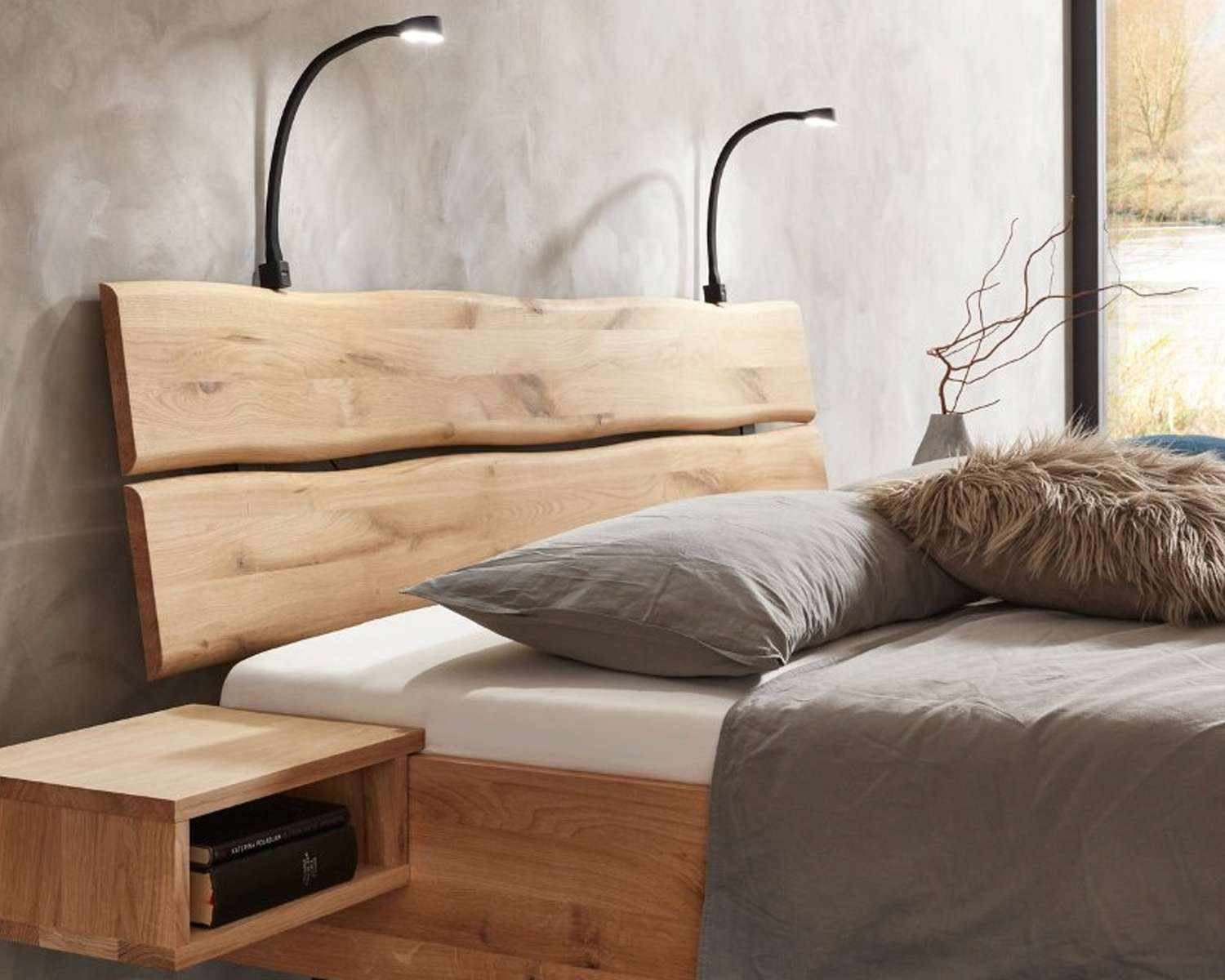Houten bed met slede poot Houten bed met slede poot