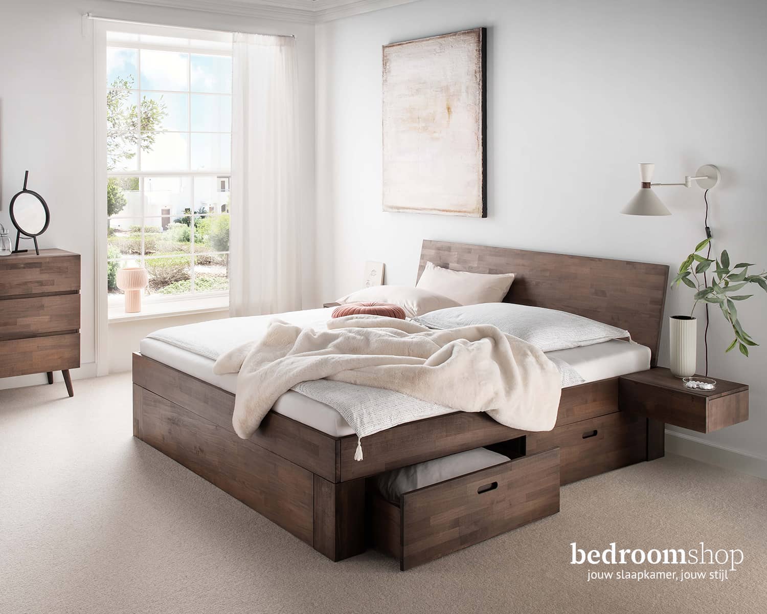 Massief houten bed mokka Massief houten bed mokka