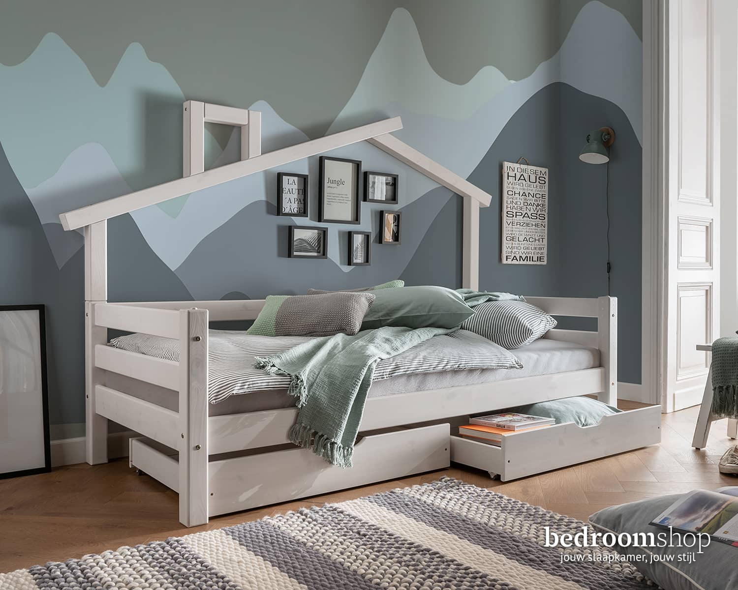 Huisbed grenen Huisbed grenen