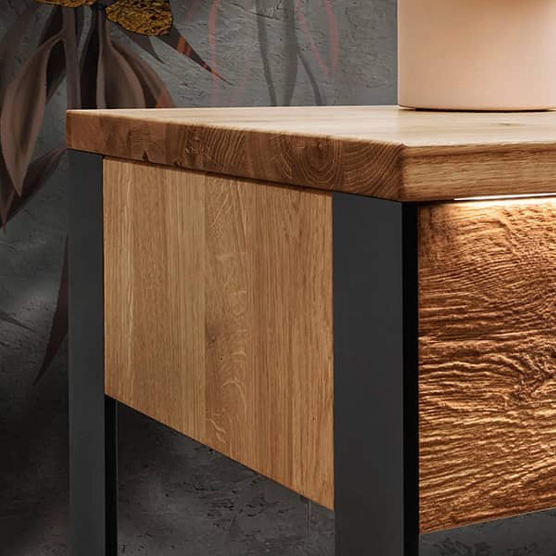 Nachtkastje hout met zwart