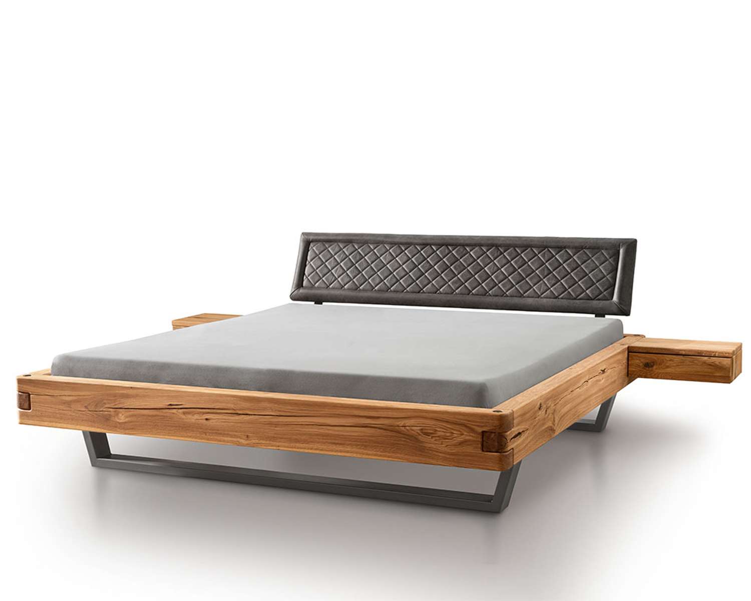 Houten bed massief eiken Houten bed massief eiken
