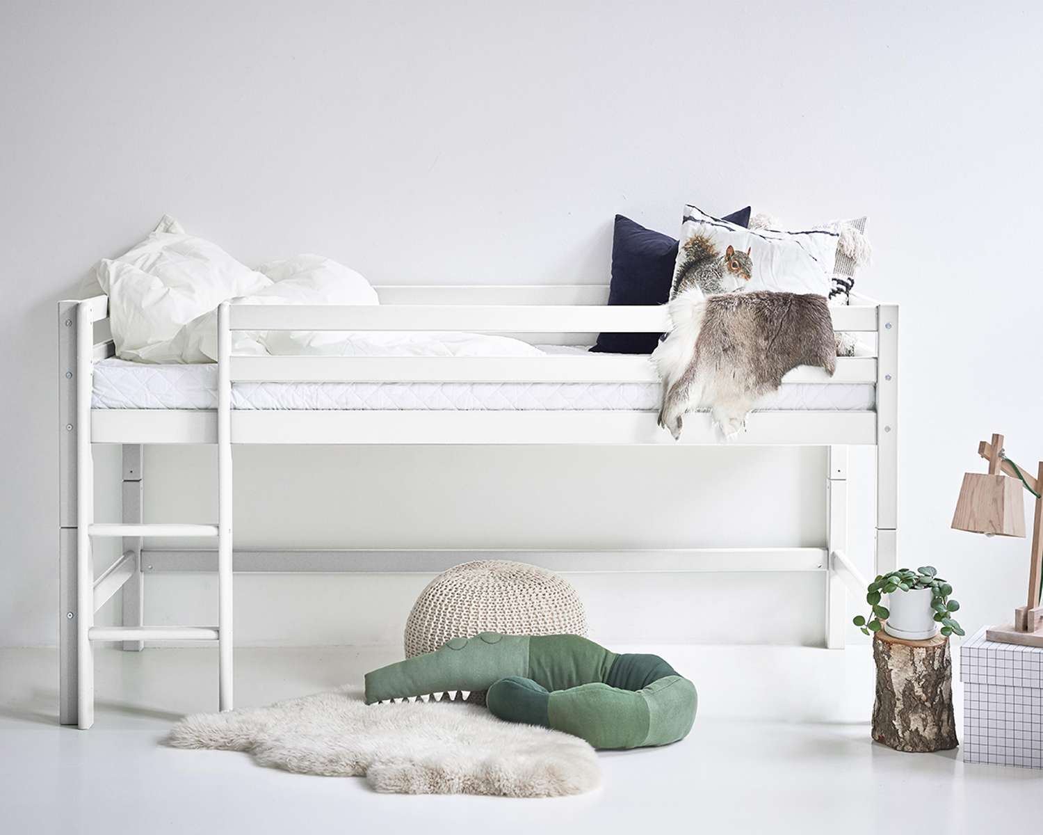 Mooie halfhoogslaper voor kinderkamer