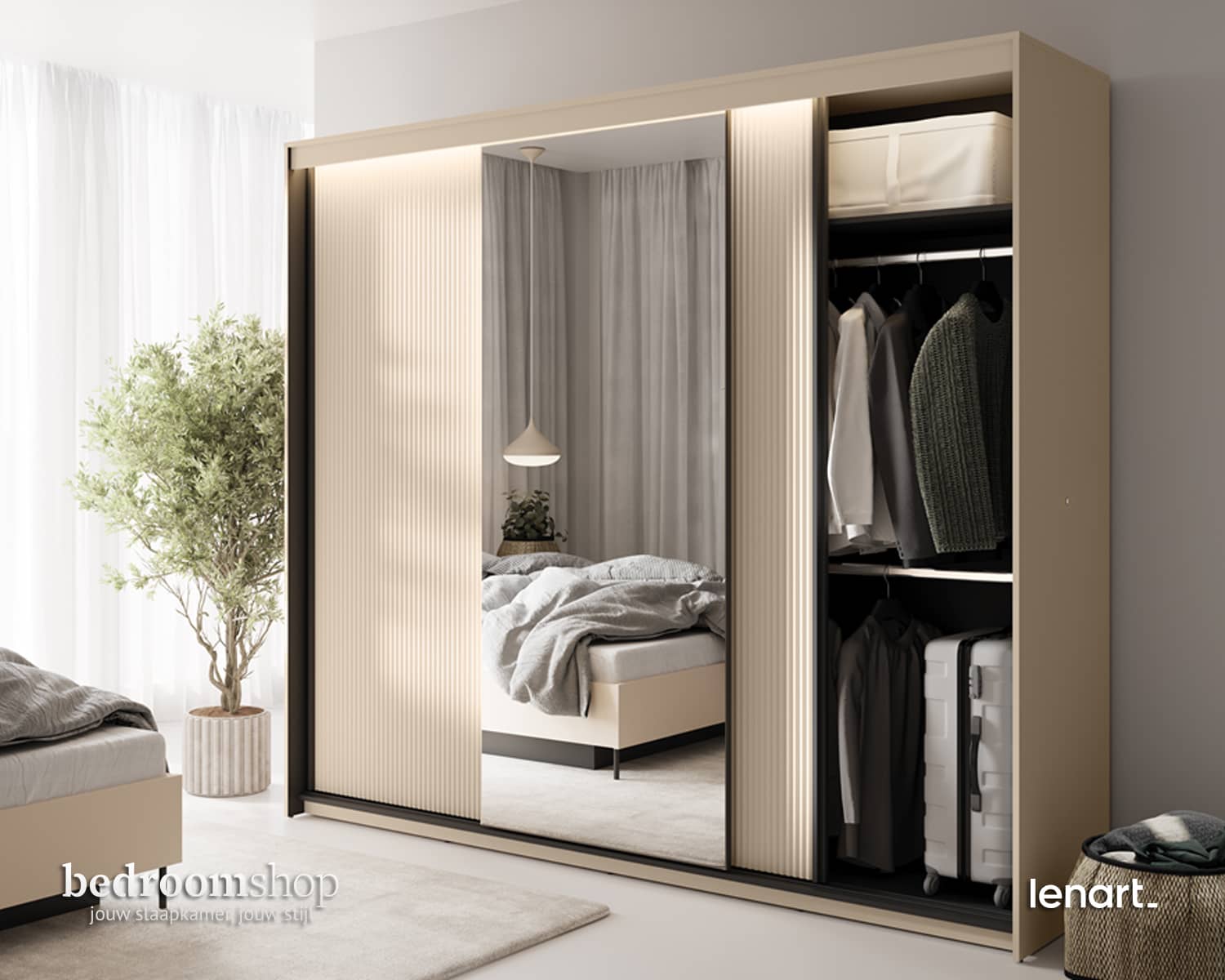 Beige kledingkast luxe en modern Beige kledingkast luxe en modern