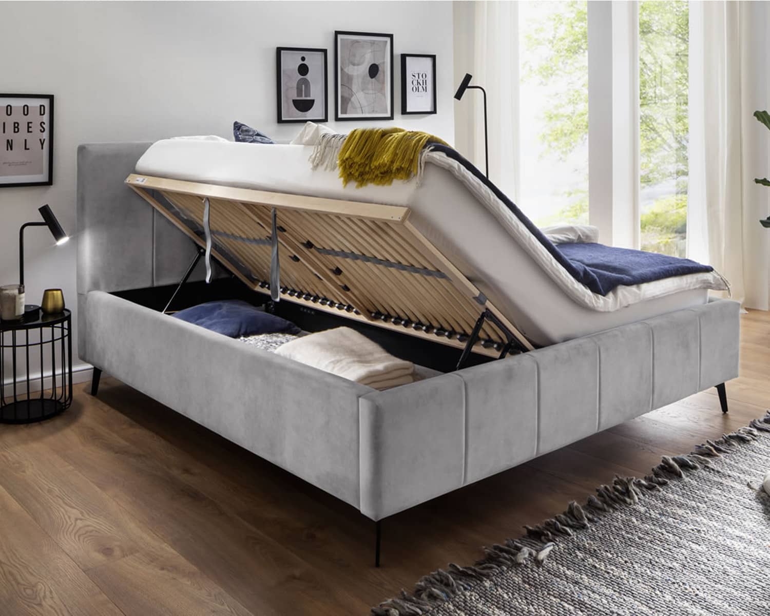 Bed 160x200 stof lichtgrijs