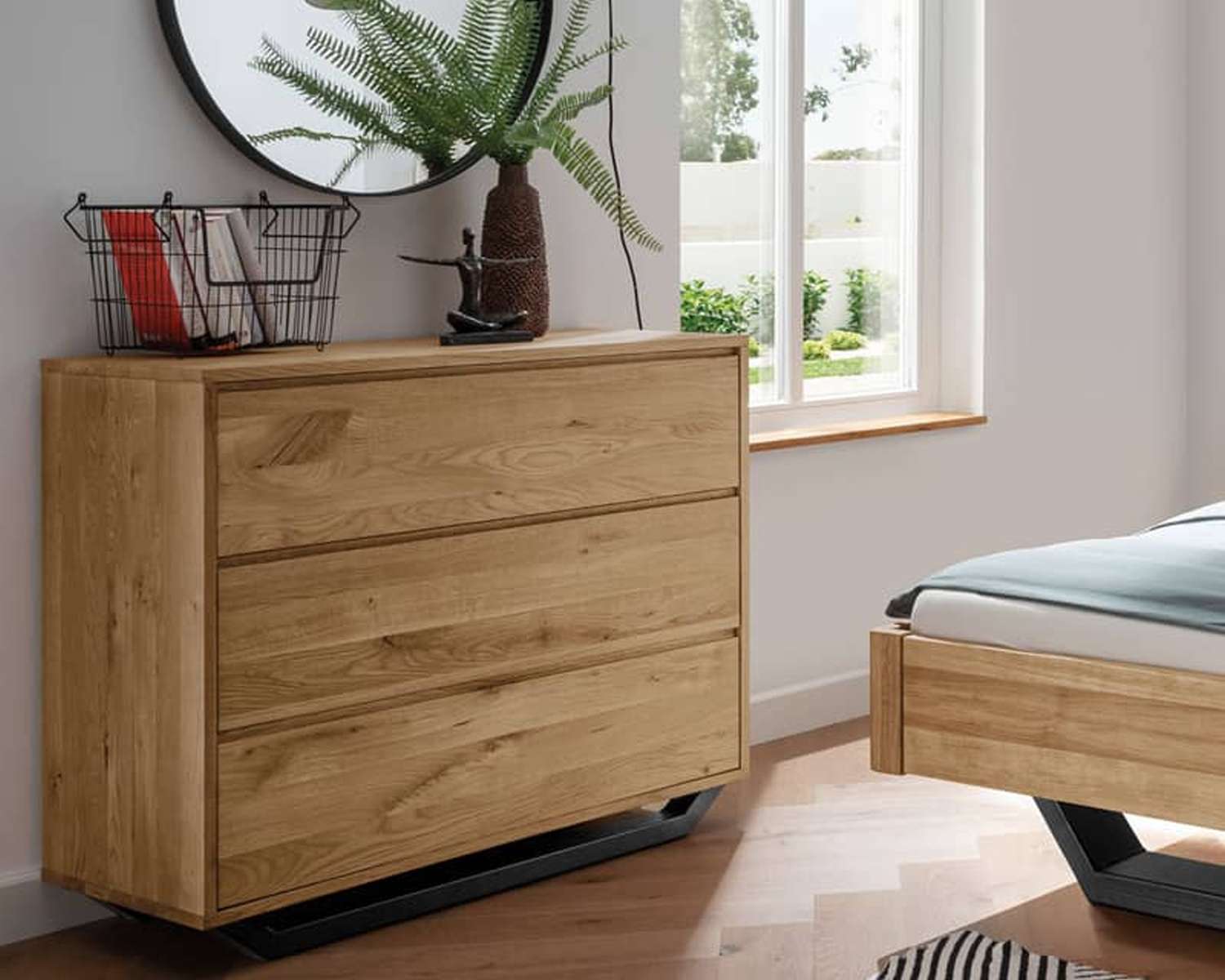 Massief houten dressoir Massief houten dressoir