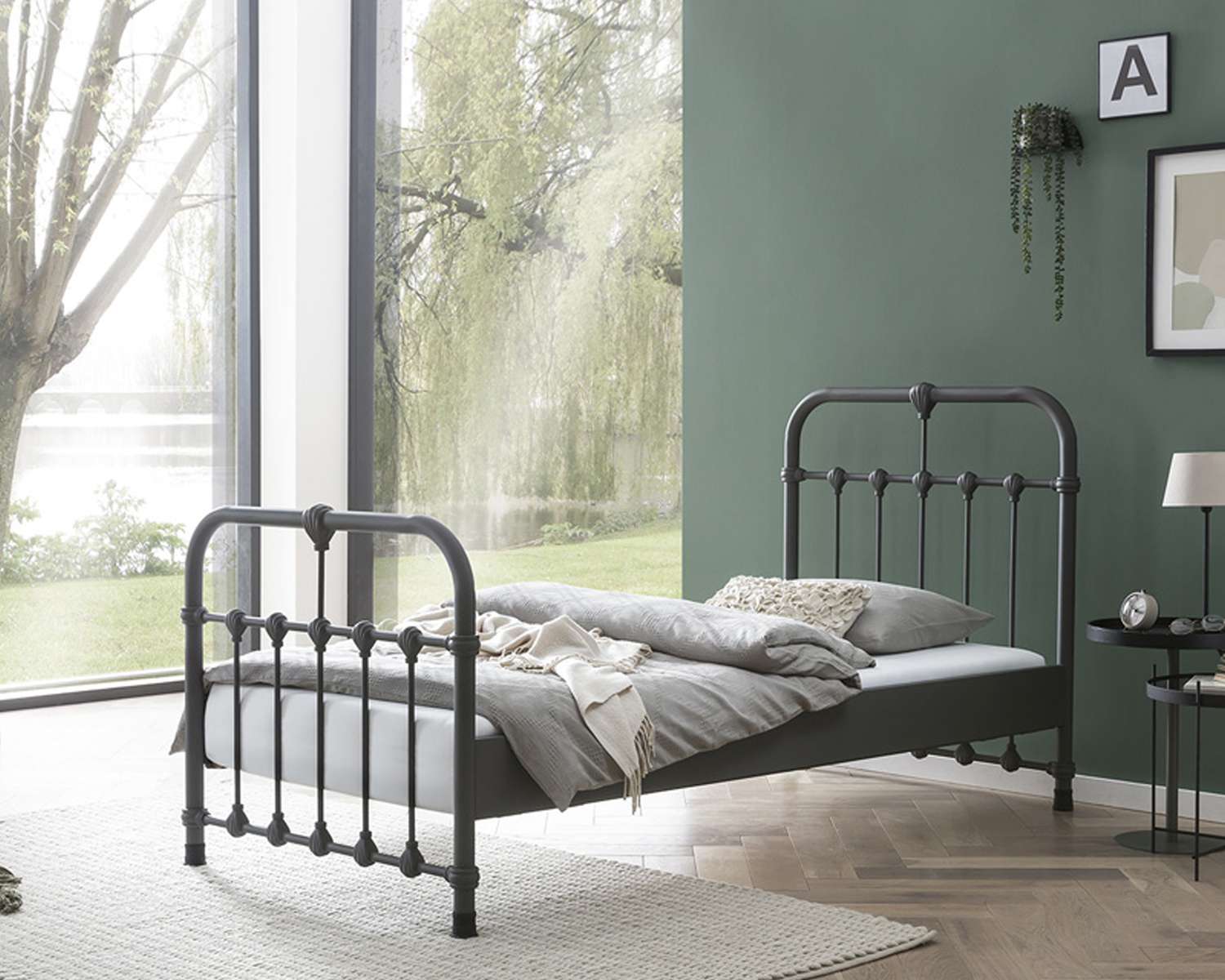 Metalen kinderbed Metalen kinderbed