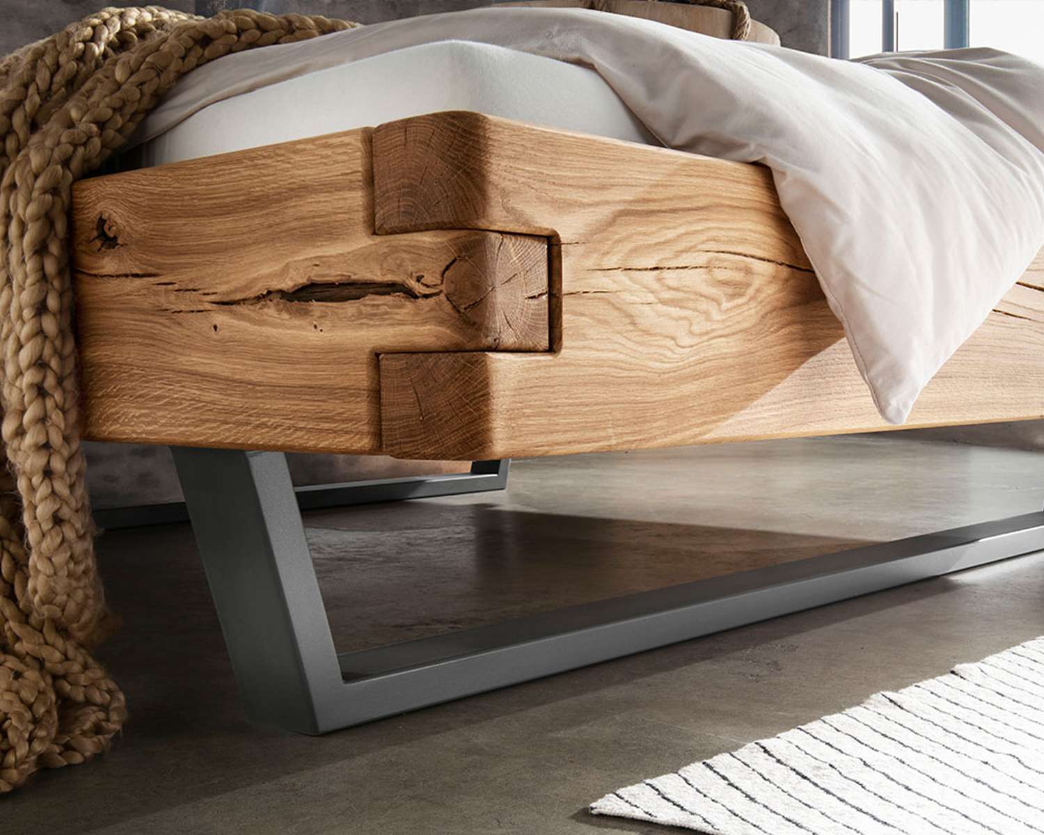 Eiken bed massief Eiken bed massief