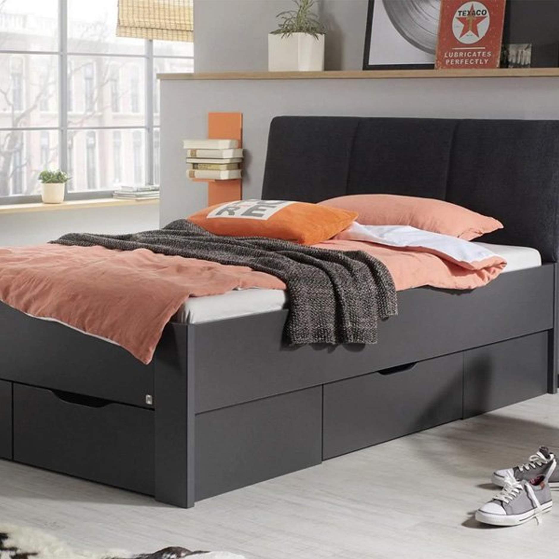 2 persoonsbed met lades