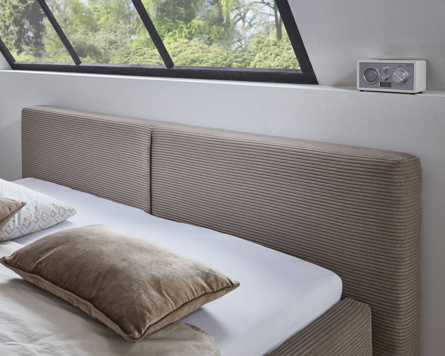 Bed stoffen hoofdbord