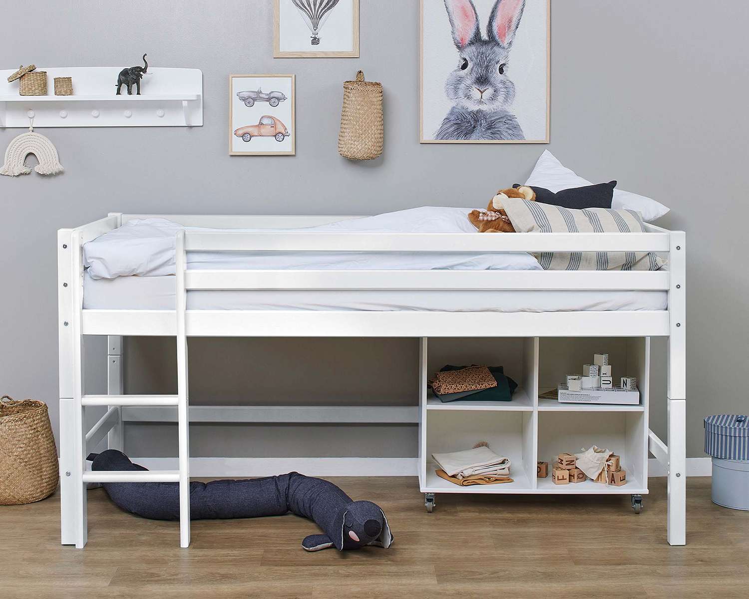 Halfhoogslaper in slaapkamer