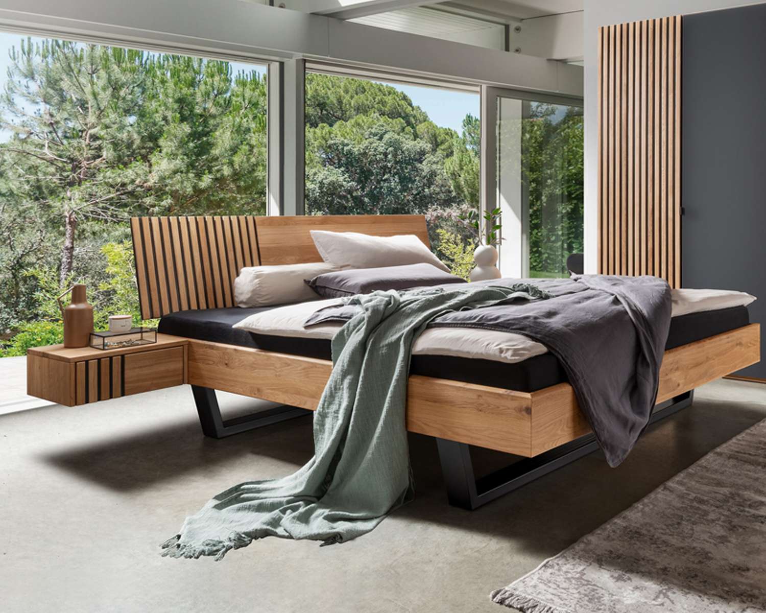 Modern houten bed Modern houten bed