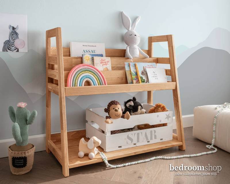 Rekje boeken en knuffels kinderen