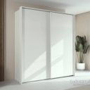 Witte kast met sierlijst