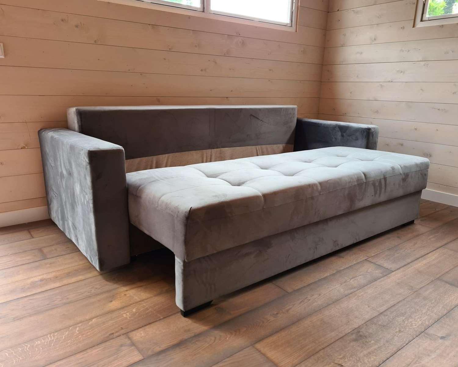 Slaapbank met handige opbergbox Slaapbank met handige opbergbox