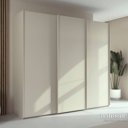 3-deurs beige kledingkast zand