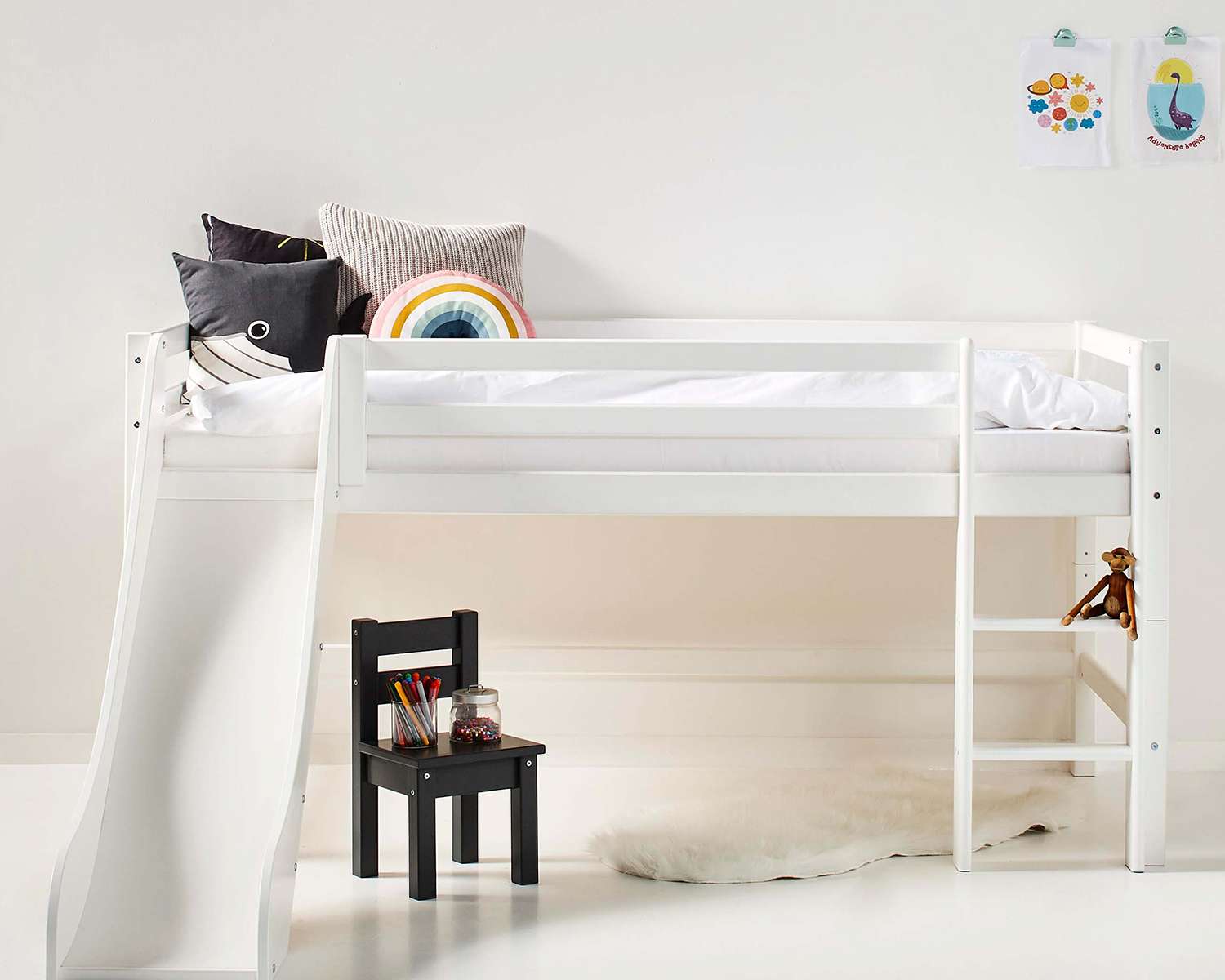 Halfhoogslaper kinderbed met glijbaan