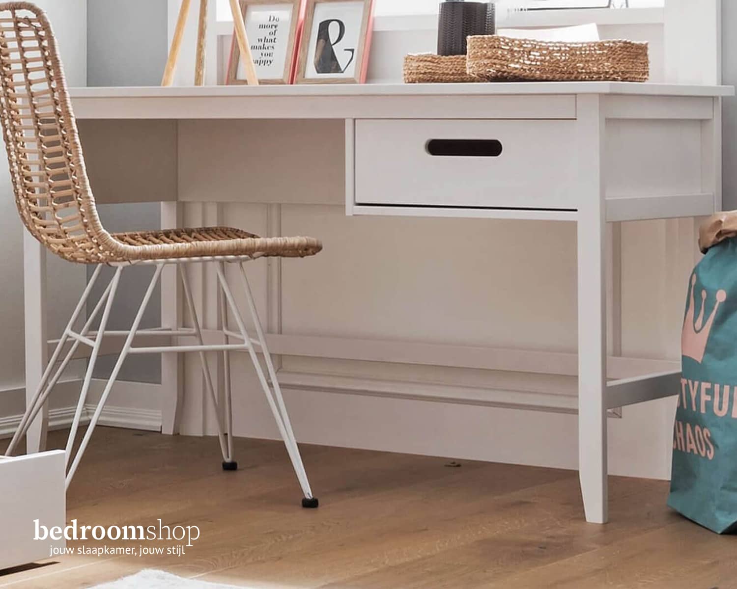 Wit bureau massief grenen kids Wit bureau massief grenen kids