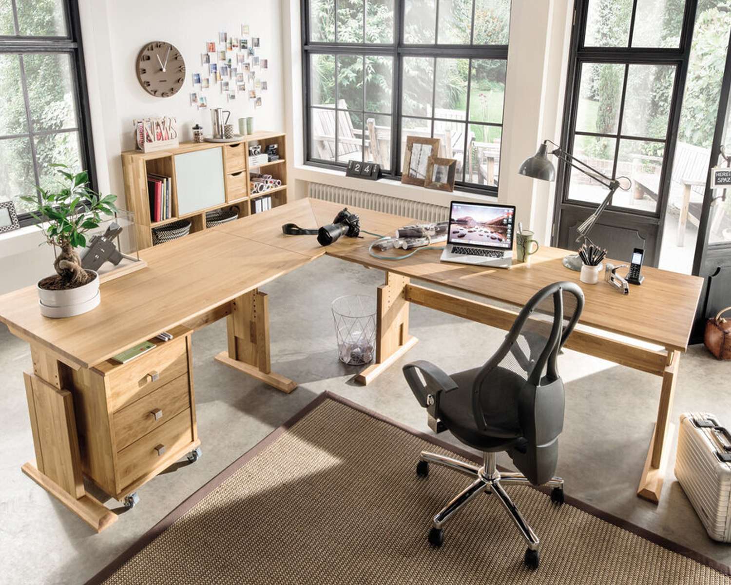 Hoekbureau massief eiken Hoekbureau massief eiken