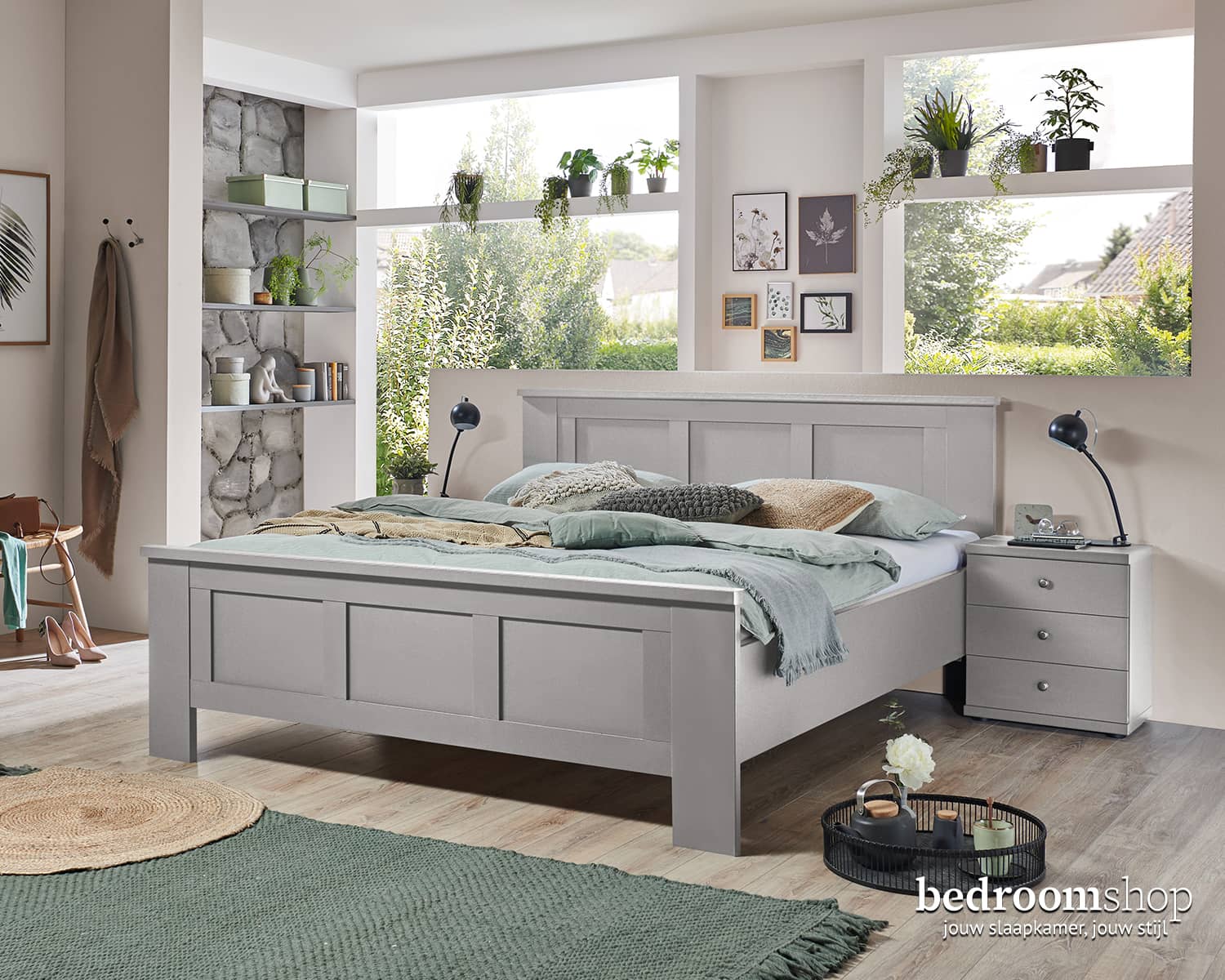 Kiezelgrijs landelijk bed