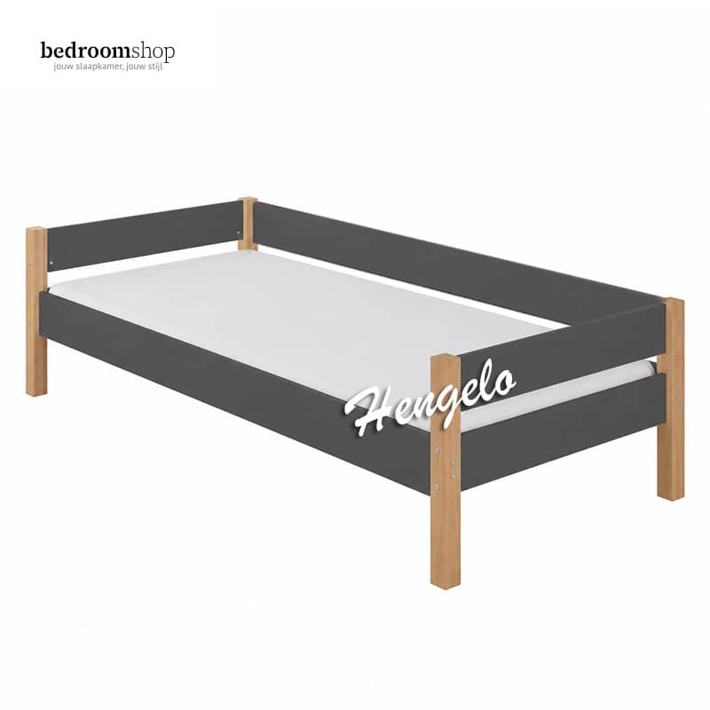 Peuterbed antraciet modern