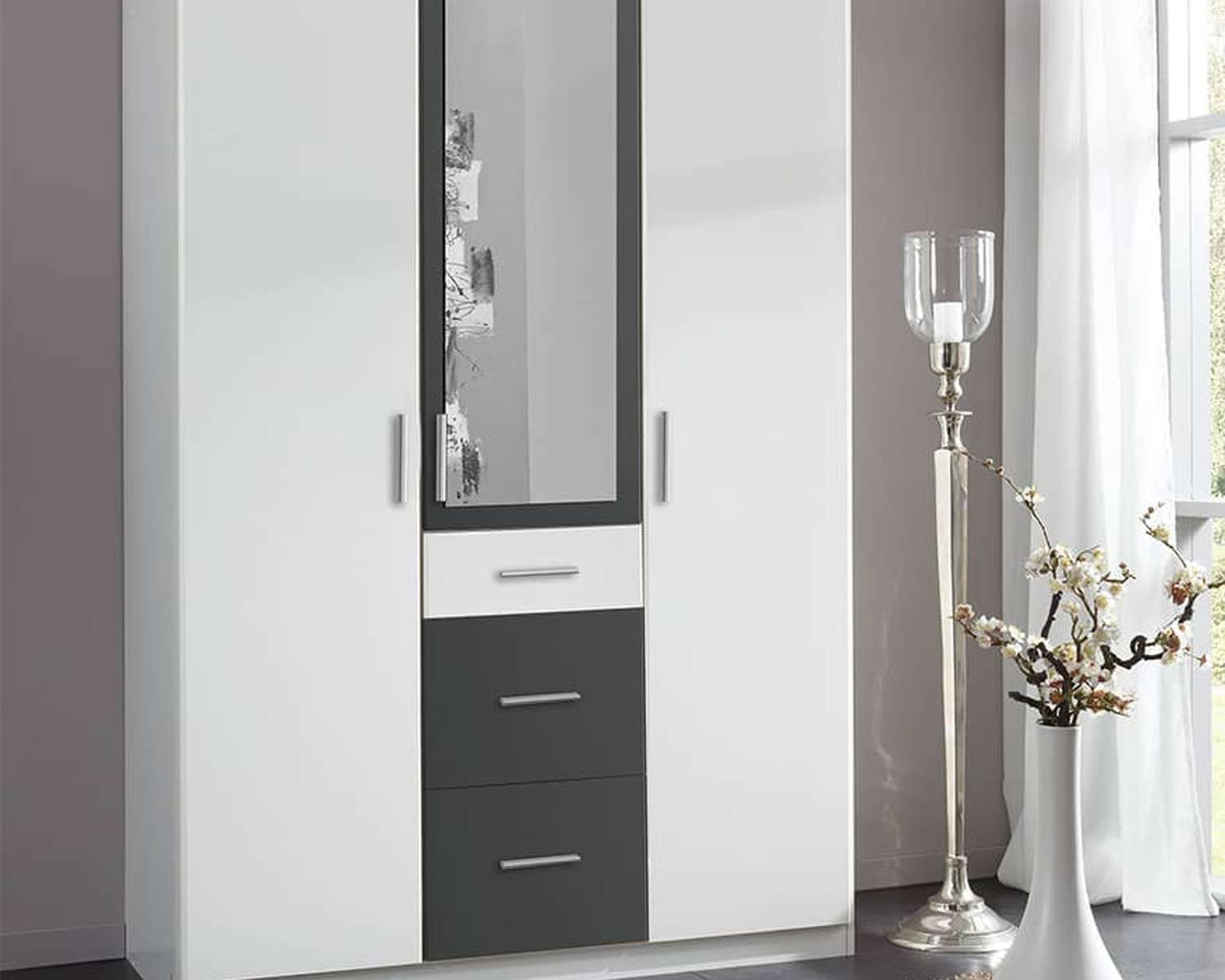 Goedkope kledingkast babykamer Goedkope kledingkast babykamer