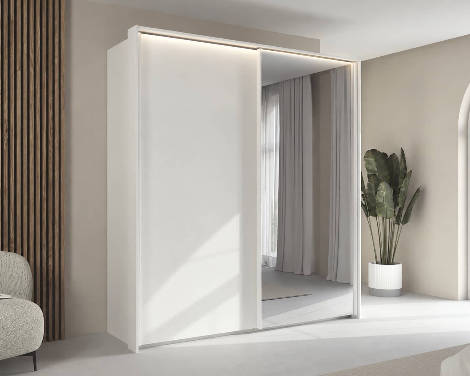 Witte spiegeldeurkast met sierlijst Witte spiegeldeurkast met sierlijst