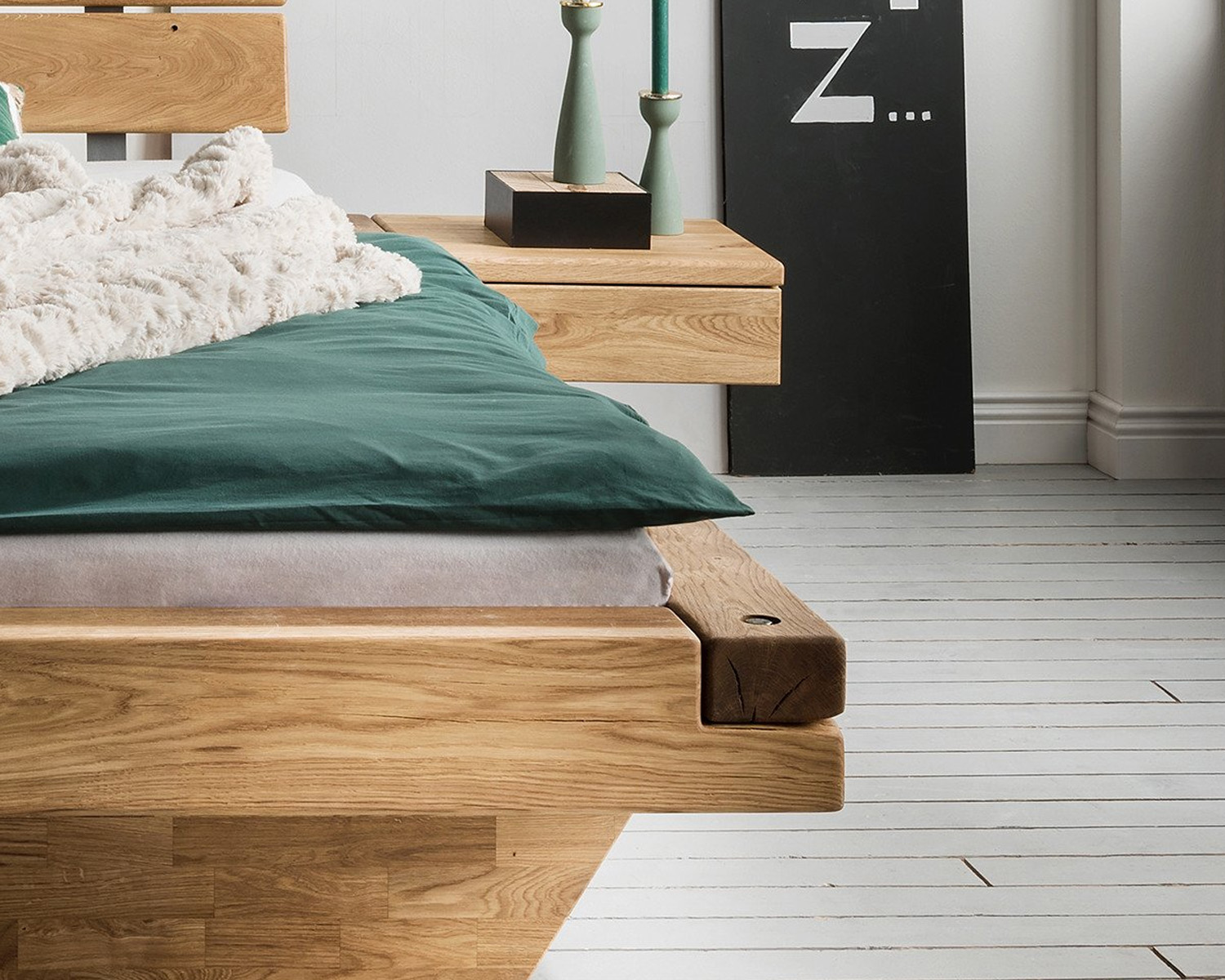 Houten nachtkastjes zwevend Houten nachtkastjes zwevend