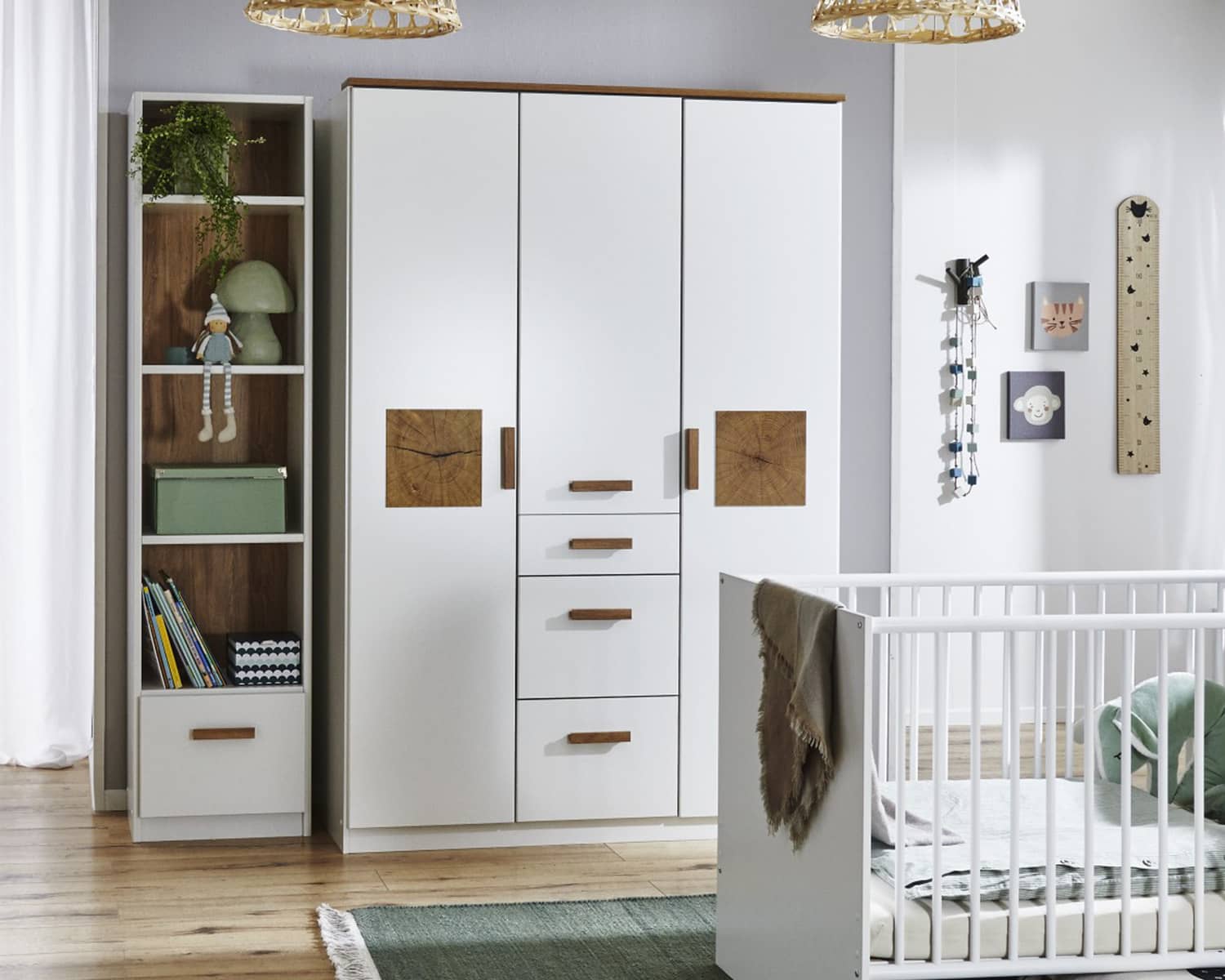 Babykamer kast Babykamer kast