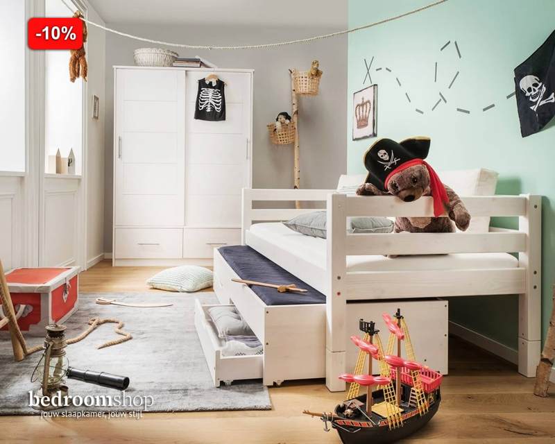 Kinderkamer met uitschuifbed
