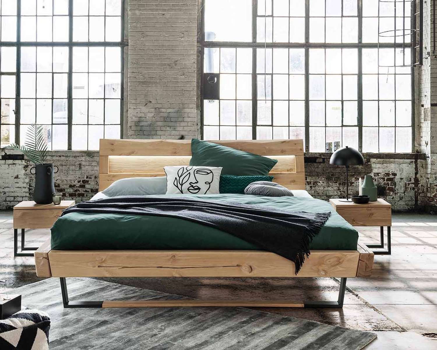 Brixton ledikant grenen hout Brixton ledikant grenen hout