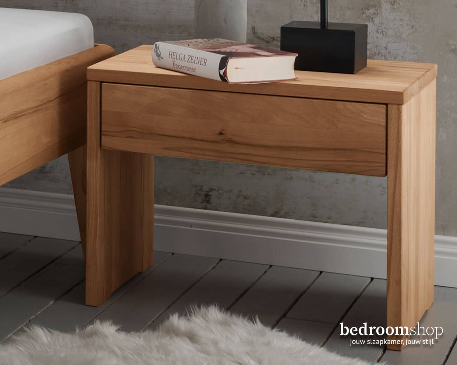 Kernbeuken losstaand nachtkastje