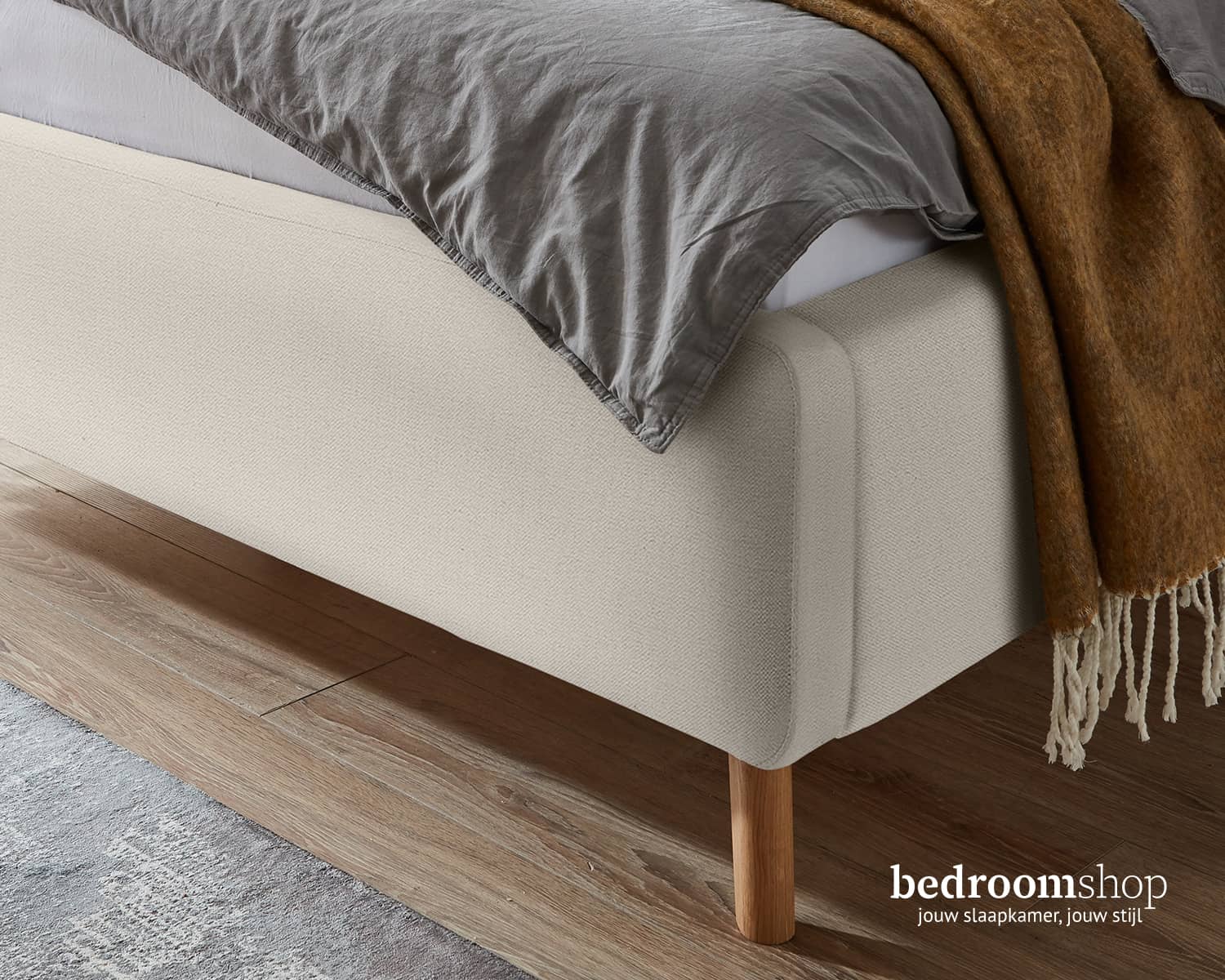 Bed creme 180x200 Bed creme 180x200