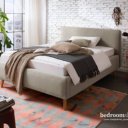Taupe stoffen bed