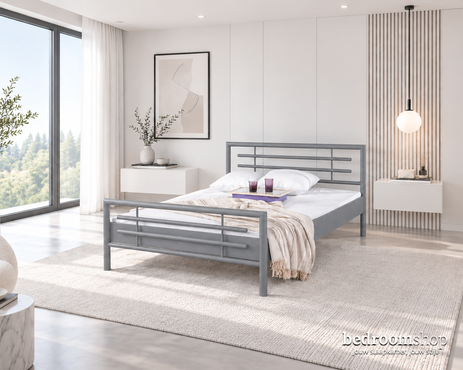 Metalen bed zilver grijs Metalen bed zilver grijs