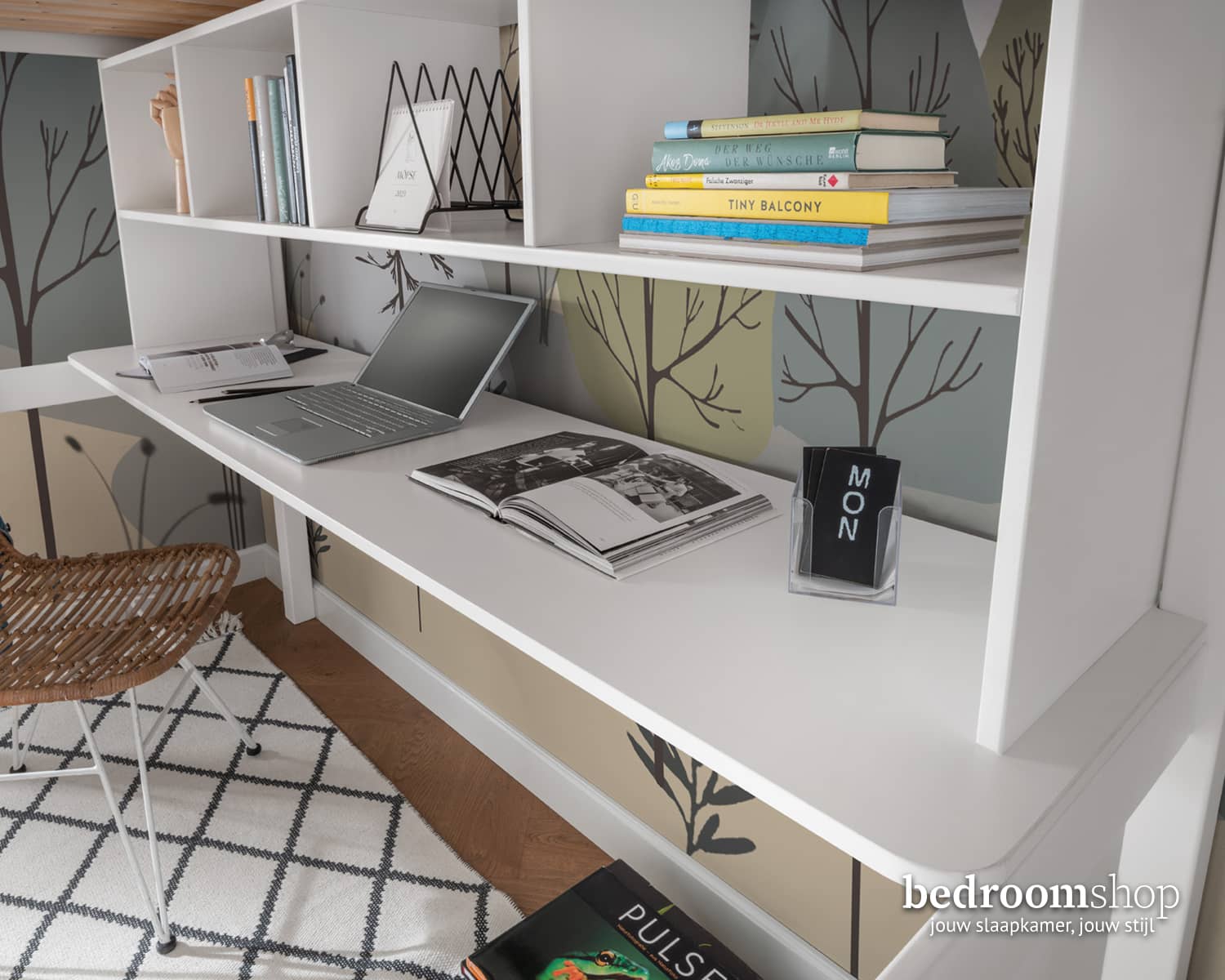 Bureau Bureau