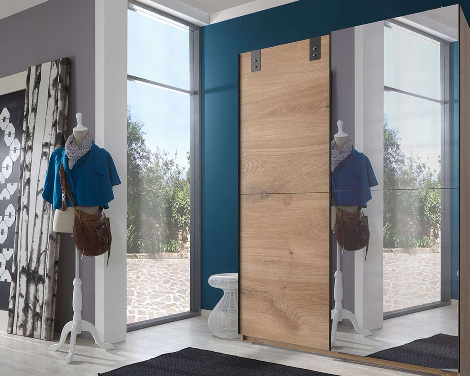 Kledingkast met landelijke uitstraling Kledingkast met landelijke uitstraling