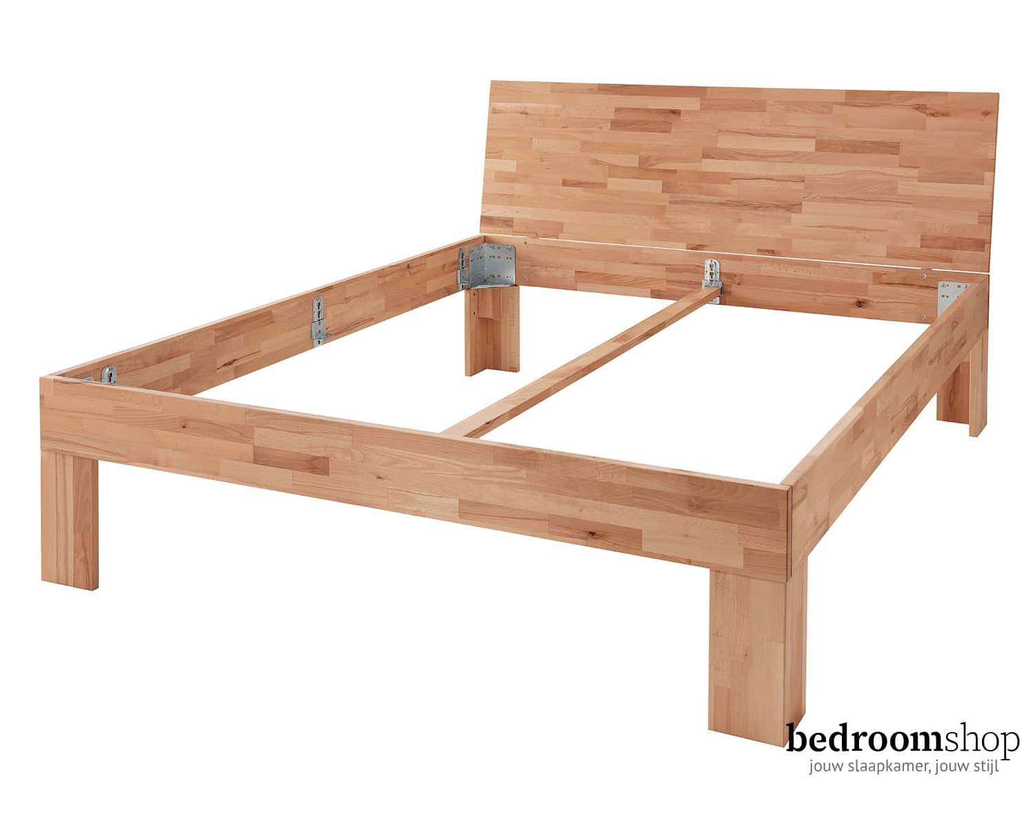 Kernbeuken houten bed Kernbeuken houten bed