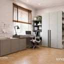 Studiekamer zonder bed en wandplank