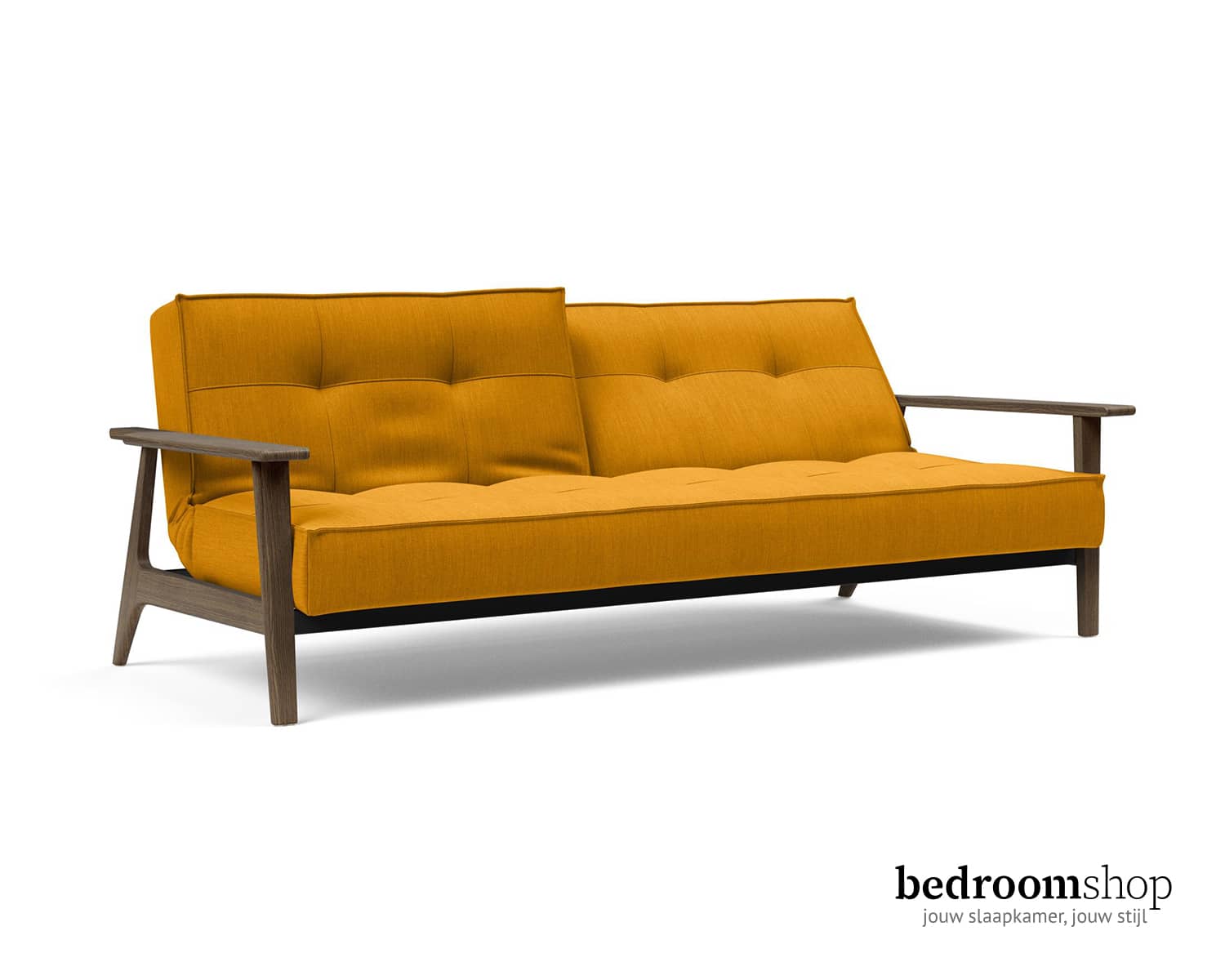 Oranje bedbank met leuningen