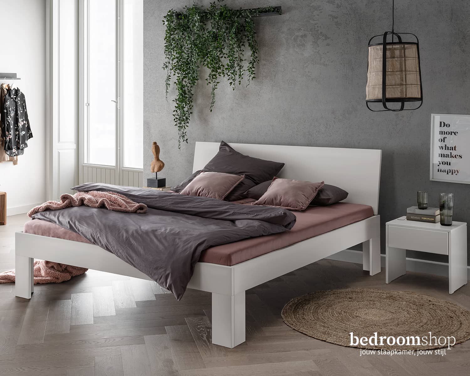 Wit massief houten bed Wit massief houten bed