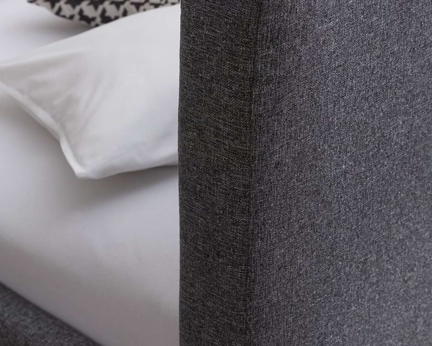 Detail achterkant hoofdbord Detail achterkant hoofdbord