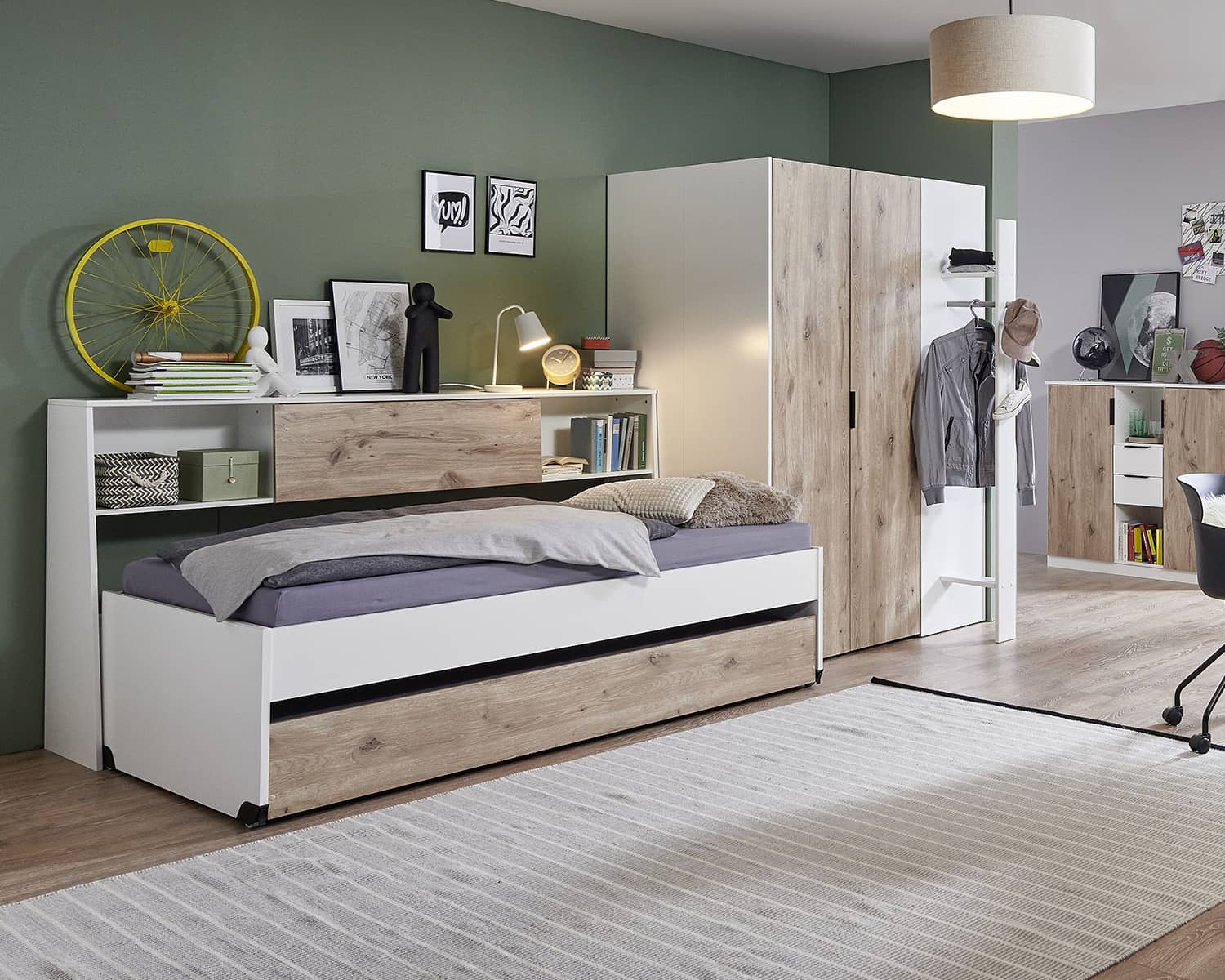 Bed met onderschuifbed tienerkamer Bed met onderschuifbed tienerkamer