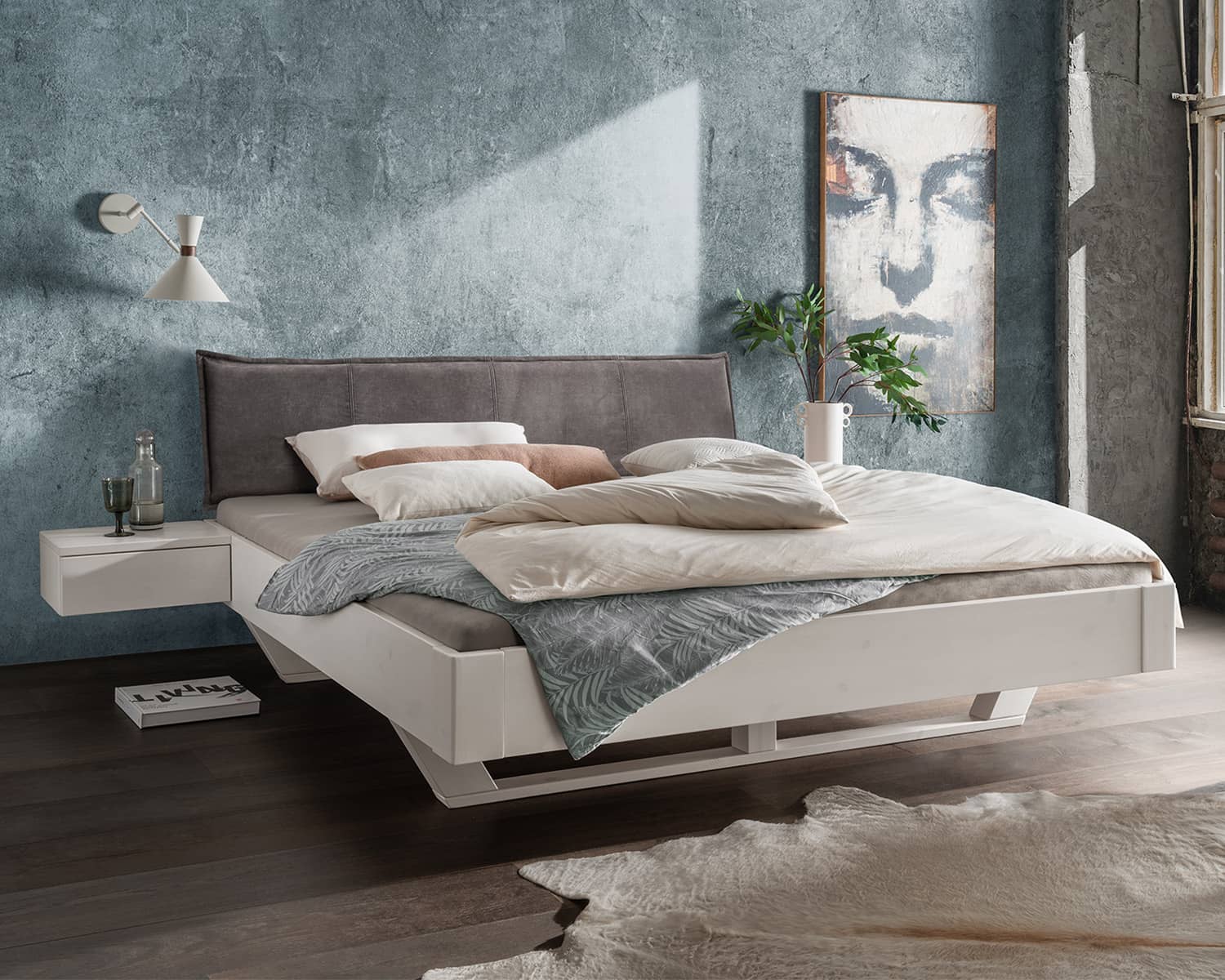 Wit tweepersoonsbed Wit tweepersoonsbed