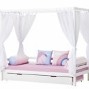 Meisjes hemelbed met onderschuifladen